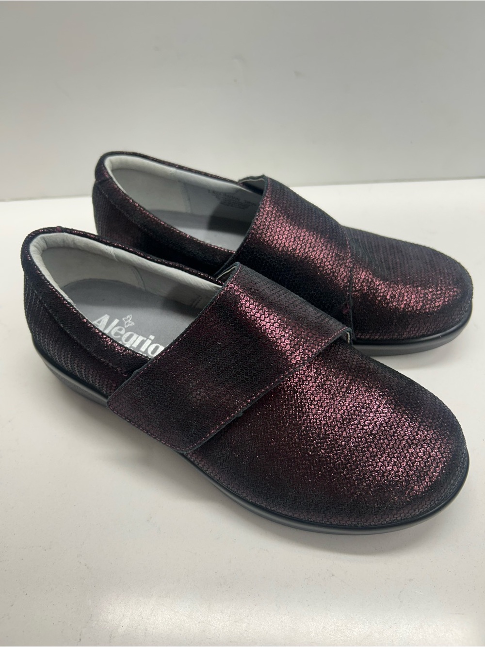 Alegria Lauryn Shimmery Wine Slip-On Leather Comfort Shoe Size 38W